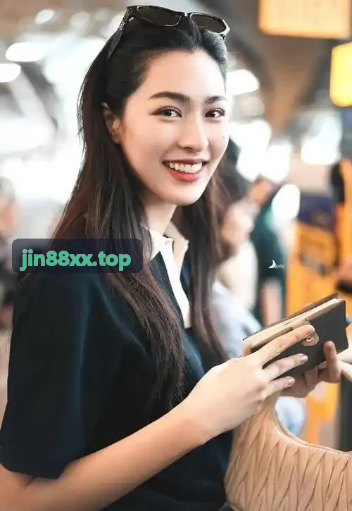 Không gian bàn thông báo JIN88 địa chỉ trang chính trong ca trực